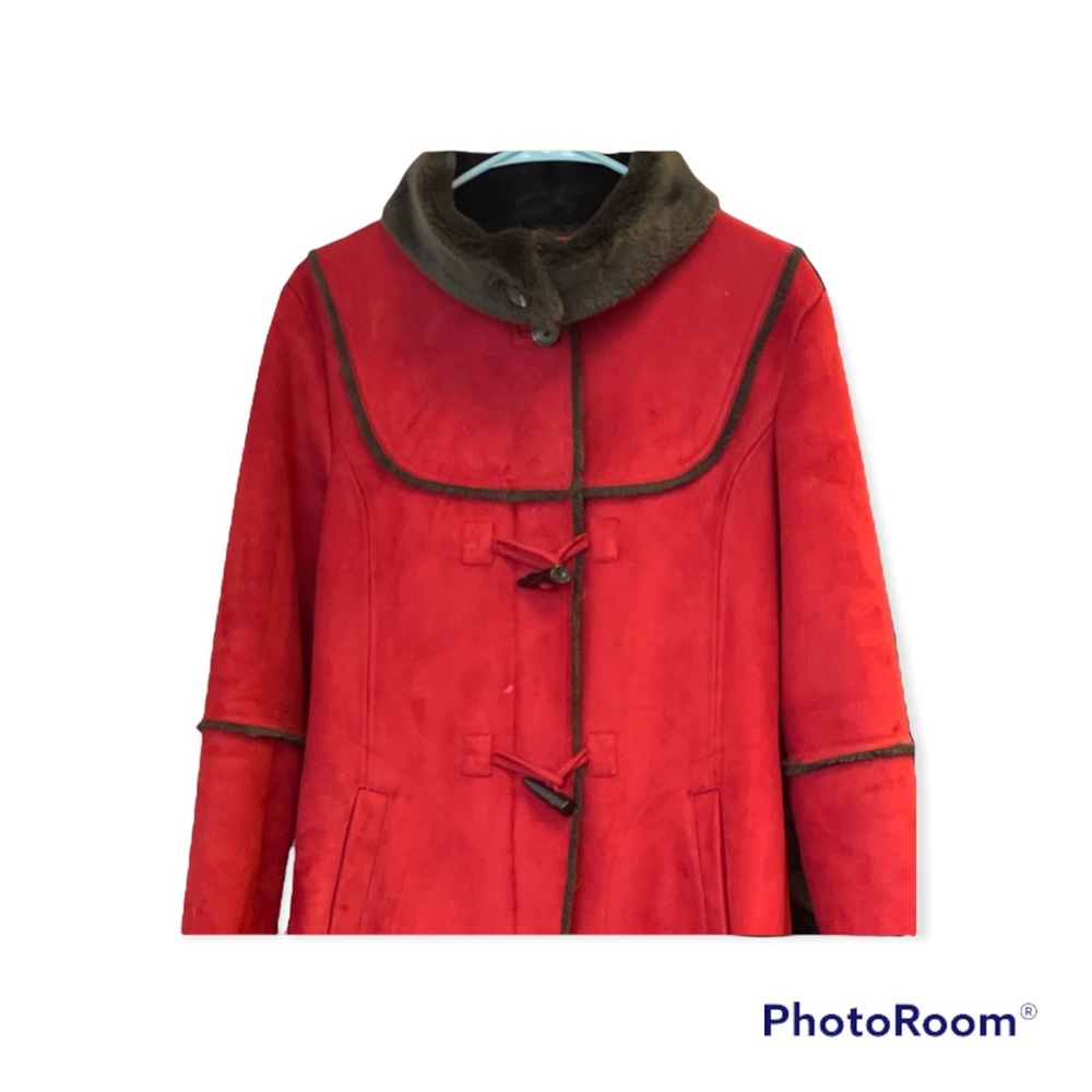 Gently wear women coat